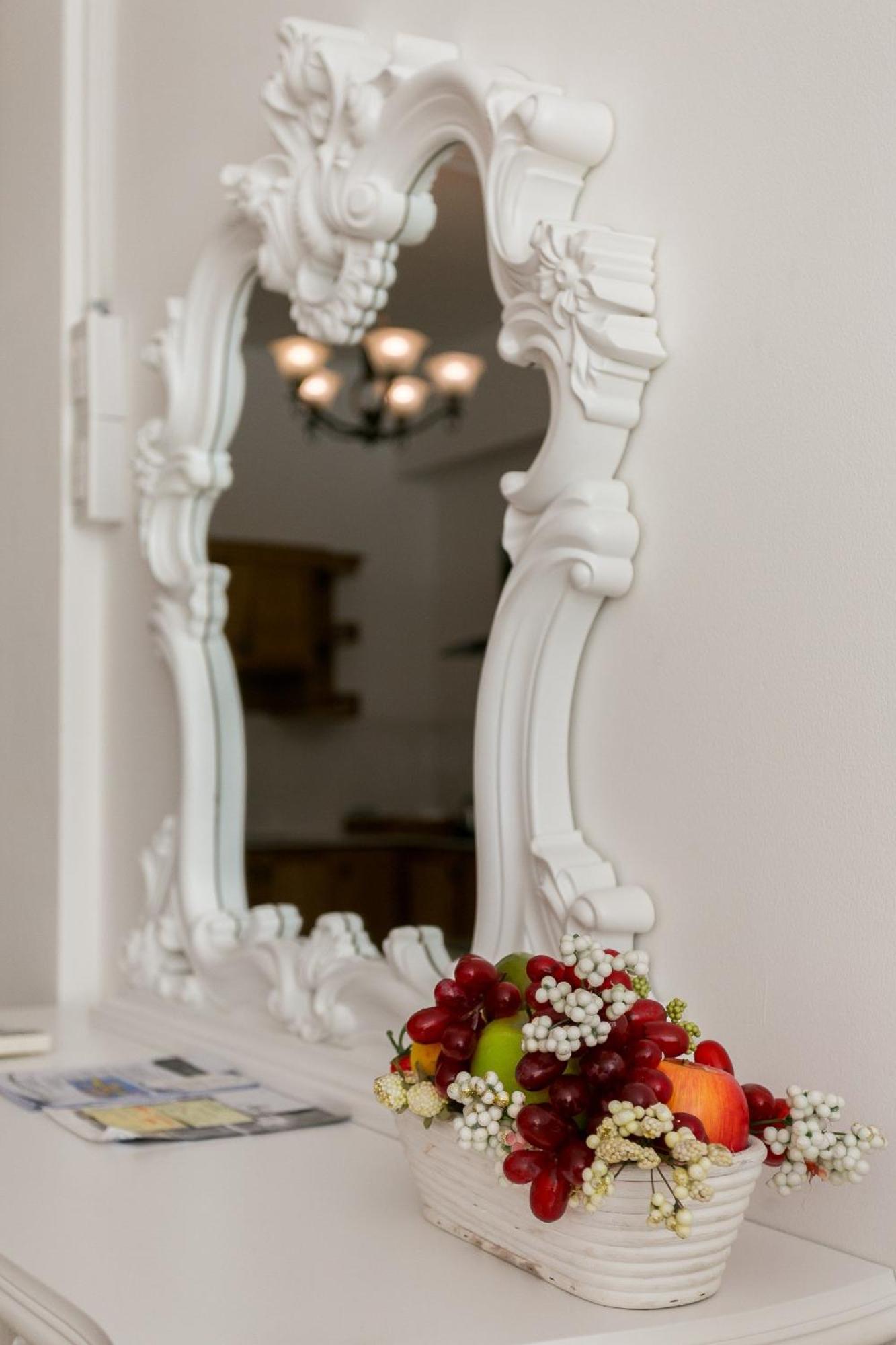 Indochine Ben Thanh Hotel & Apartments Ho Chi Minh City Exterior photo